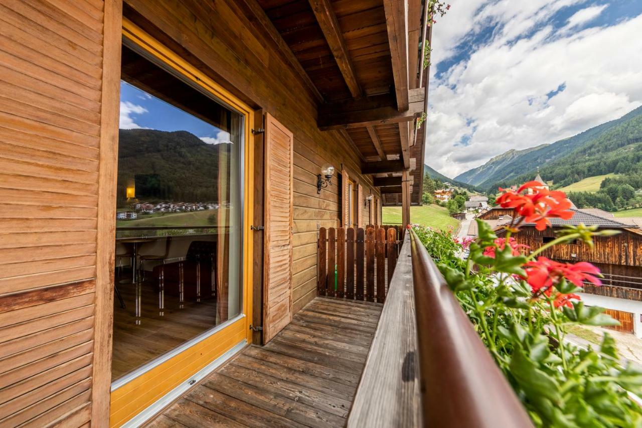 Hotel Rommisa Перка Экстерьер фото